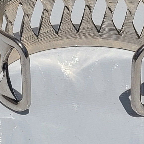 Lia Sophia "Shockwave" Silver Tone Individual Twisted Slats Cuff Bracelet - Picture 6 of 7